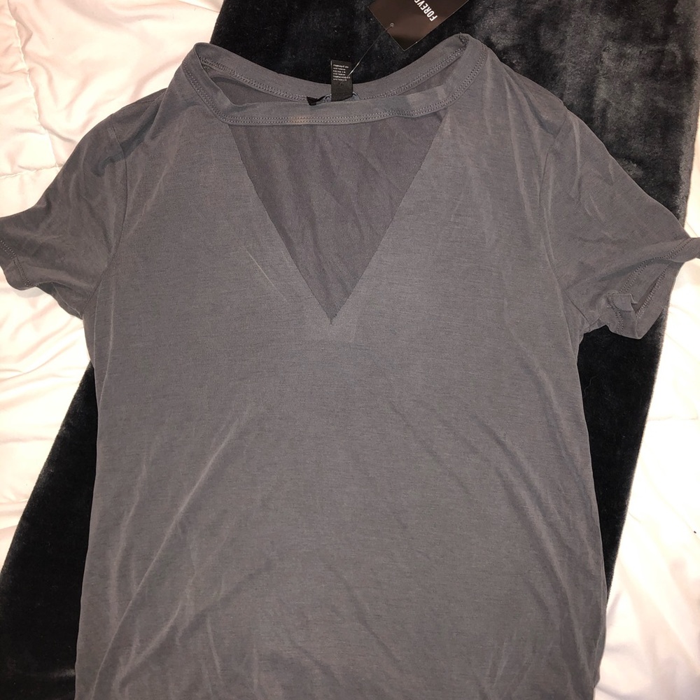 V cut out tshirt